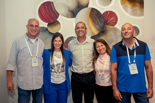 מימין: ניר בן חיים, שי ארנט כהן, נדב הדר, גל לחמי ועפרה הראל בכנס יזמים בחדרה, צילום: עופר מתתיהו